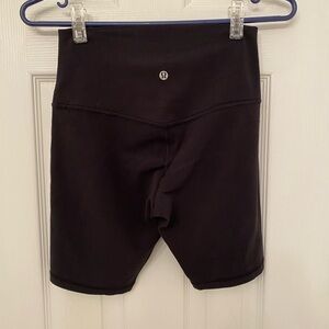 Lululemon Align Shorts 6” black - Size 6